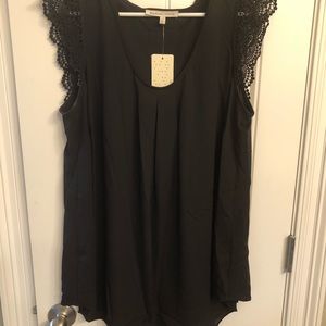 Lace cap sleeve blouse